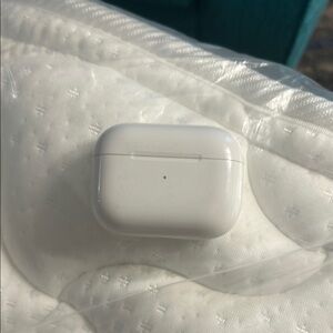 Apple White Earbud Headphones